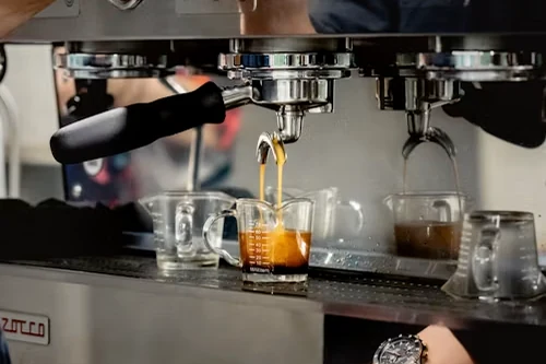 Kaffee- & Getränkegeräte
